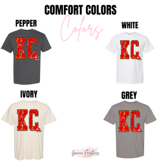 comfort colors tee in pepper white ivory and grey with distressed red gold kc lettering, color chart

